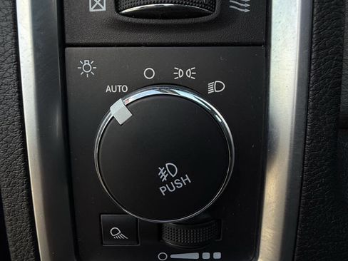 Used 2015 RAM 1500 Outdoorsman image 37