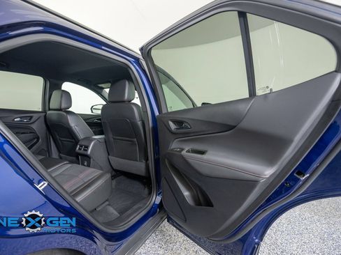 Used 2022 Chevrolet Equinox RS w/ LPO, Floor Liner Package FWD image 34