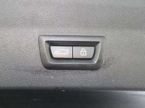 Used 2021 BMW X4 xDrive30i AWD/4WD image 36