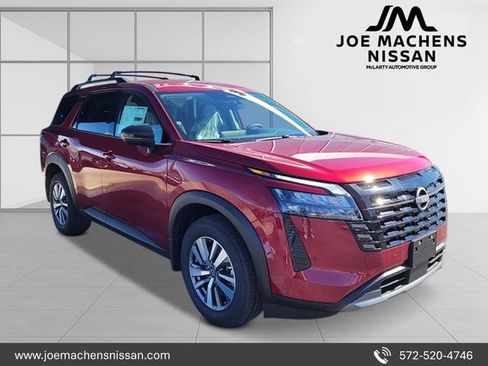 New 2026 Nissan Pathfinder SL AWD/4WD image 8