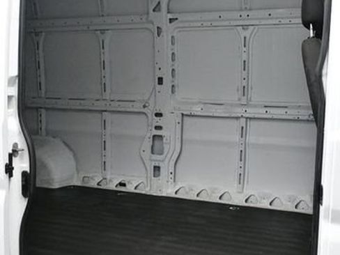 Used 2023 RAM ProMaster 2500 FWD image 13