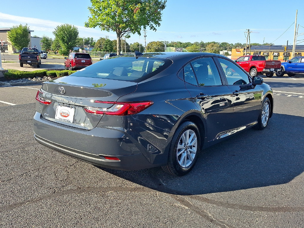 Used 2026 Toyota Camry LE FWD image 6