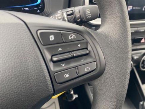 New 2026 Hyundai Venue SE image 21