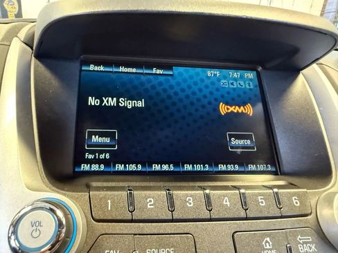 Used 2016 Chevrolet Equinox LS image 16