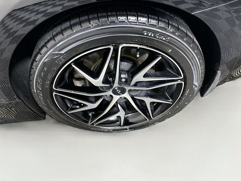 Used 2022 Kia Stinger GT-Line RWD image 11