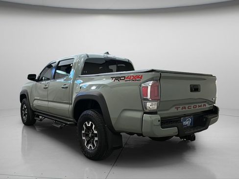 Used 2023 Toyota Tacoma TRD Off-Road w/ TRD Premium Off Road Package image 6