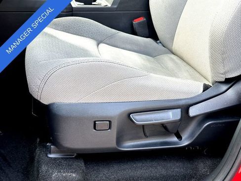 Certified 2025 Toyota 4Runner SR5 AWD/4WD image 12