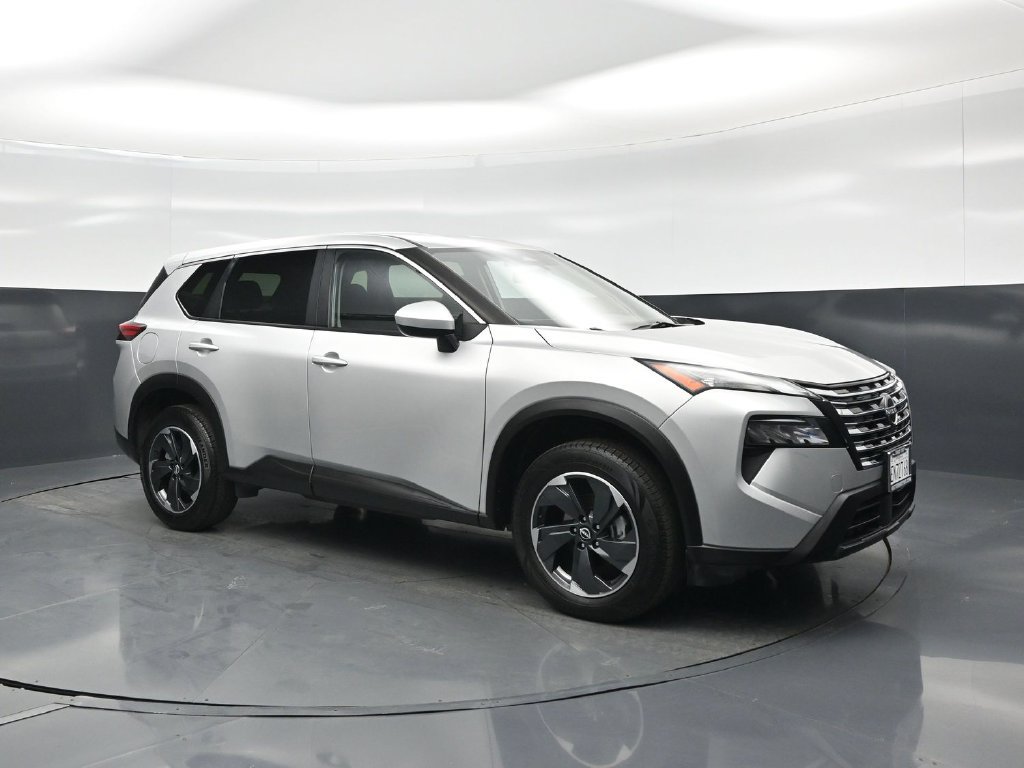 Used 2024 Nissan Rogue SV AWD/4WD image 24