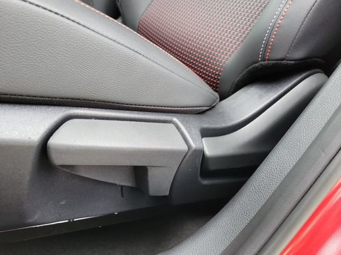 New 2026 Nissan Kicks SR FWD image 26