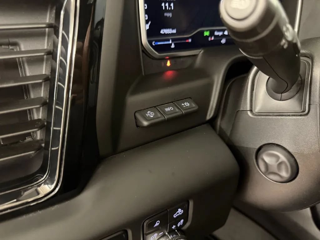 Used 2022 GMC Sierra 1500 AT4 w/ AT4 Premium Package AWD/4WD image 21