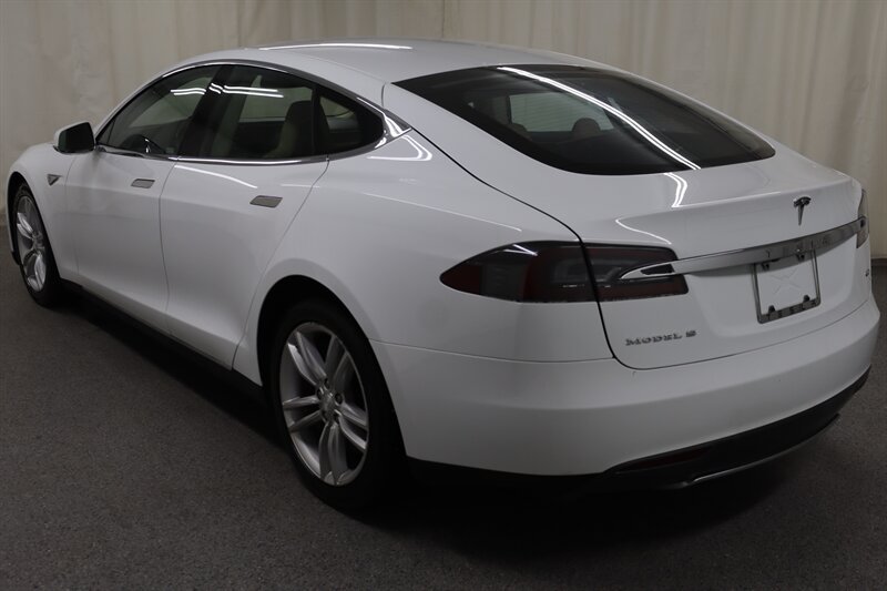 Used 2013 Tesla Model S RWD image 4