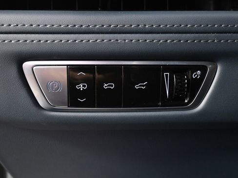 New 2025 Cadillac Escalade IQ Luxury 2 AWD/4WD image 25
