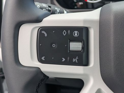 New 2026 Land Rover Defender 110 S AWD/4WD image 17