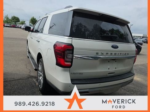 Used 2023 Ford Expedition Limited AWD/4WD image 5