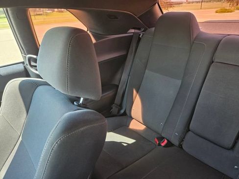 Used 2016 Dodge Challenger R/T RWD image 29