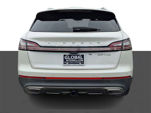 Used 2019 Lincoln Nautilus Select w/ Class II Trailer Tow Package image 6