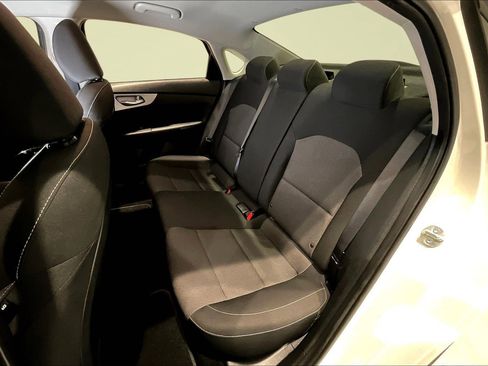 Used 2024 Kia Forte LXS image 21