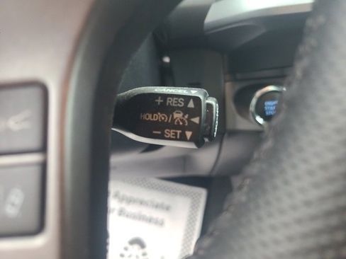 Used 2023 Toyota Tacoma TRD Off-Road image 19