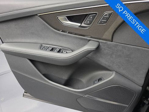Used 2023 Audi SQ7 Prestige AWD/4WD image 25