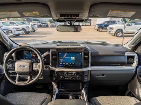 Used 2023 Ford F250 XLT w/ XLT Premium Package image 28