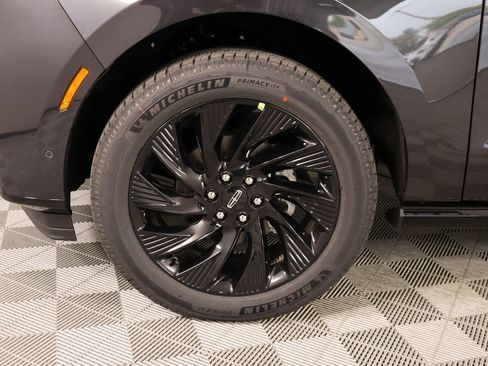 New 2025 Lincoln Navigator L Reserve w/ Jet Appearance Package image 19