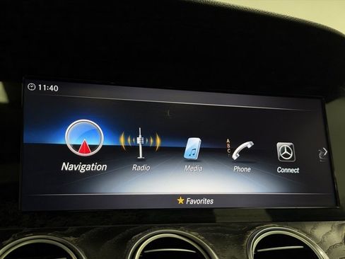 Used 2019 Mercedes-Benz E 300 4MATIC w/ Premium 1 Package image 17