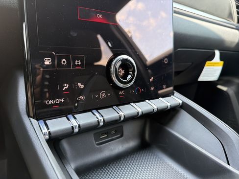 New 2026 GMC Terrain Elevation w/ LPO, Floor Liner Package FWD image 26