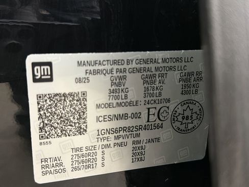 Used 2025 Chevrolet Tahoe Z71 w/ Comfort Package image 43