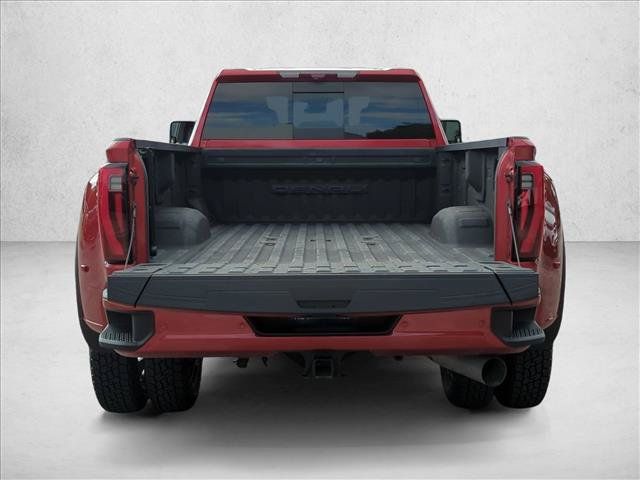 Used 2024 GMC Sierra 3500 Denali w/ Denali Reserve Package AWD/4WD image 7