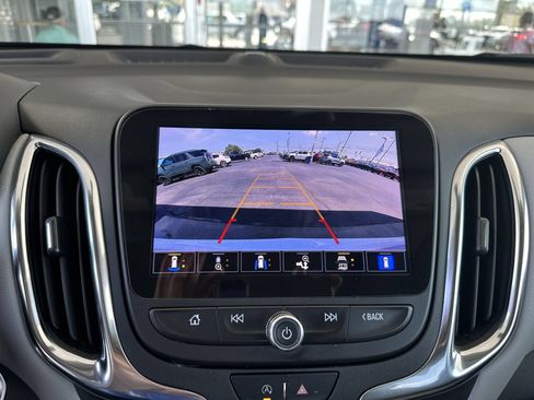 Certified 2022 Chevrolet Equinox LT FWD image 15