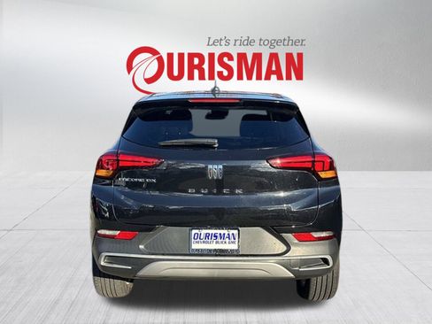 Certified 2024 Buick Encore GX Preferred w/ Comfort Package image 3