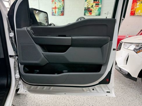 Used 2021 Ford F150 XLT RWD image 16