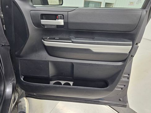 Used 2018 Toyota Tundra SR5 image 34
