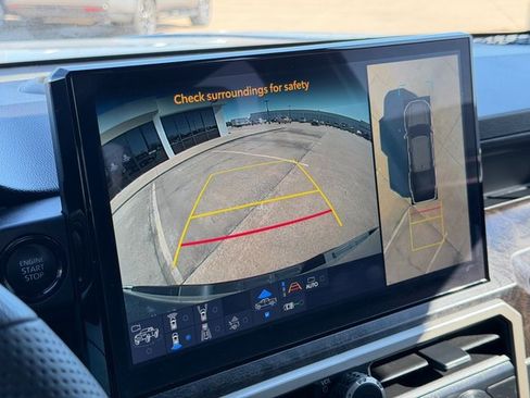 Used 2025 Toyota Tacoma Limited image 32