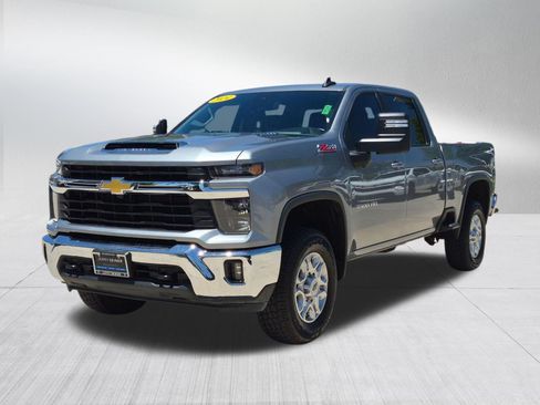 Used 2024 Chevrolet Silverado 3500 LT w/ All Star Edition AWD/4WD image 8