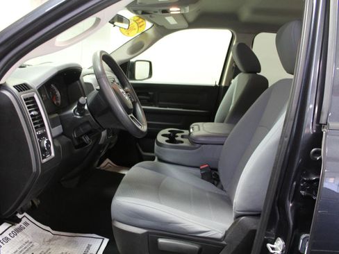 Used 2019 RAM 1500 Express w/ Express Value Package image 16