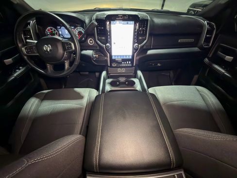 Used 2024 RAM 2500 Big Horn w/ Night Edition AWD/4WD image 11
