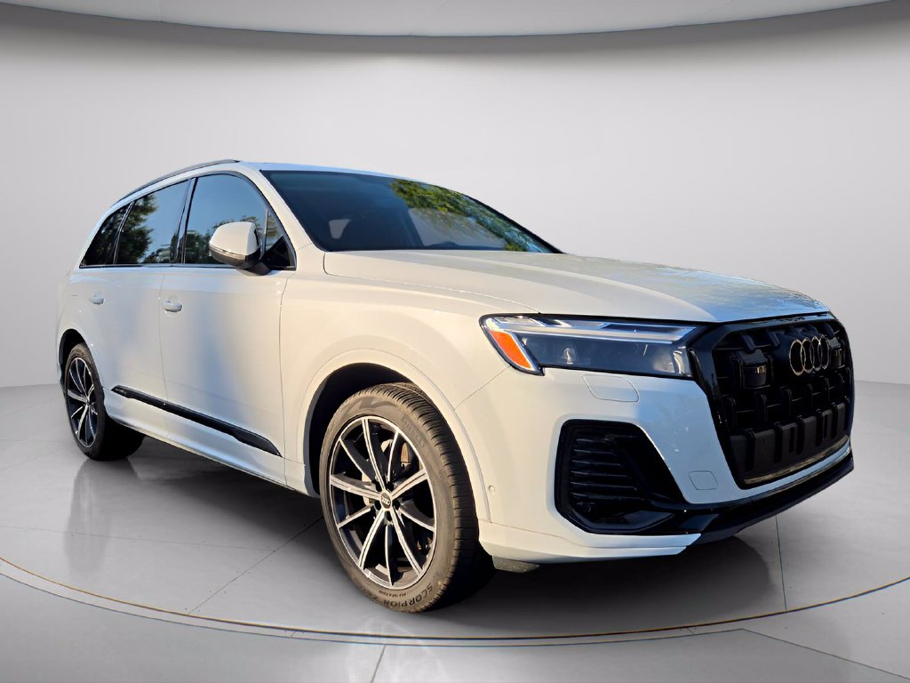 Certified 2026 Audi Q7 2.0T Premium Plus AWD/4WD image 4