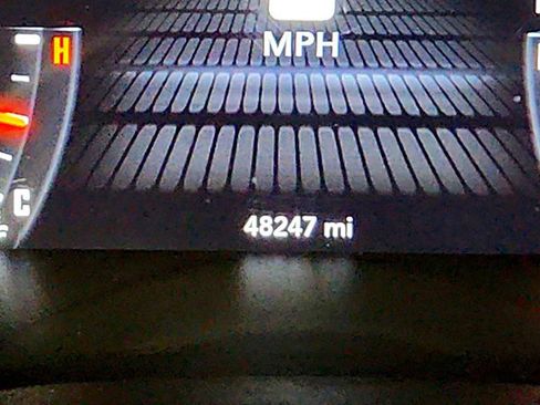 Used 2022 Dodge Challenger GT w/ Plus Package RWD image 14