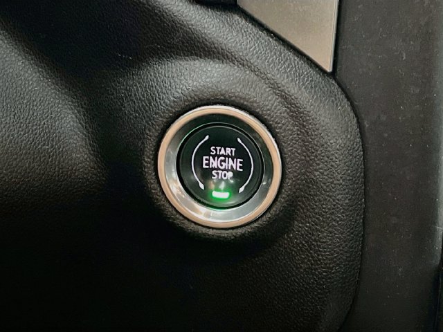 Used 2019 Chevrolet Silverado 1500 RST AWD/4WD image 16