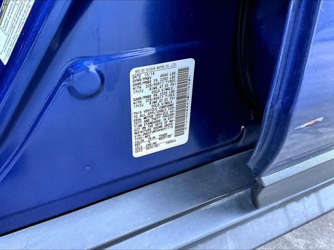 Used 2019 Nissan Rogue SV image 33