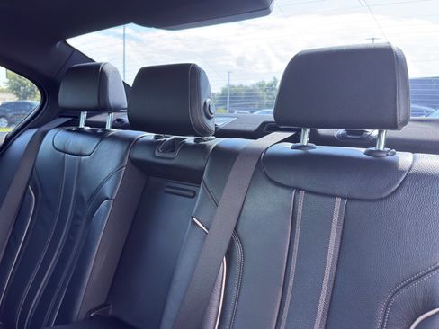 Used 2017 BMW 540i RWD image 24