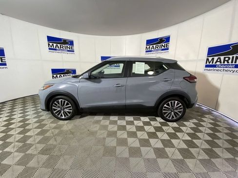 Used 2023 Nissan Kicks SV FWD image 10