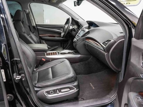 Used 2019 Acura MDX FWD image 17