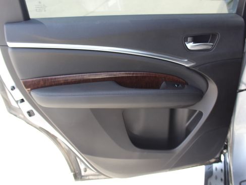 Used 2017 Acura MDX SH-AWD w/ Technology Package image 21