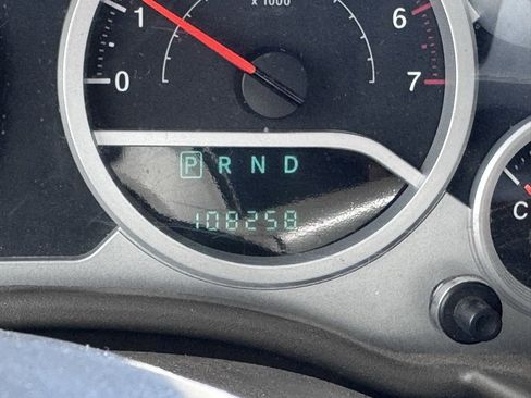 Used 2007 Jeep Wrangler Unlimited Sahara image 13