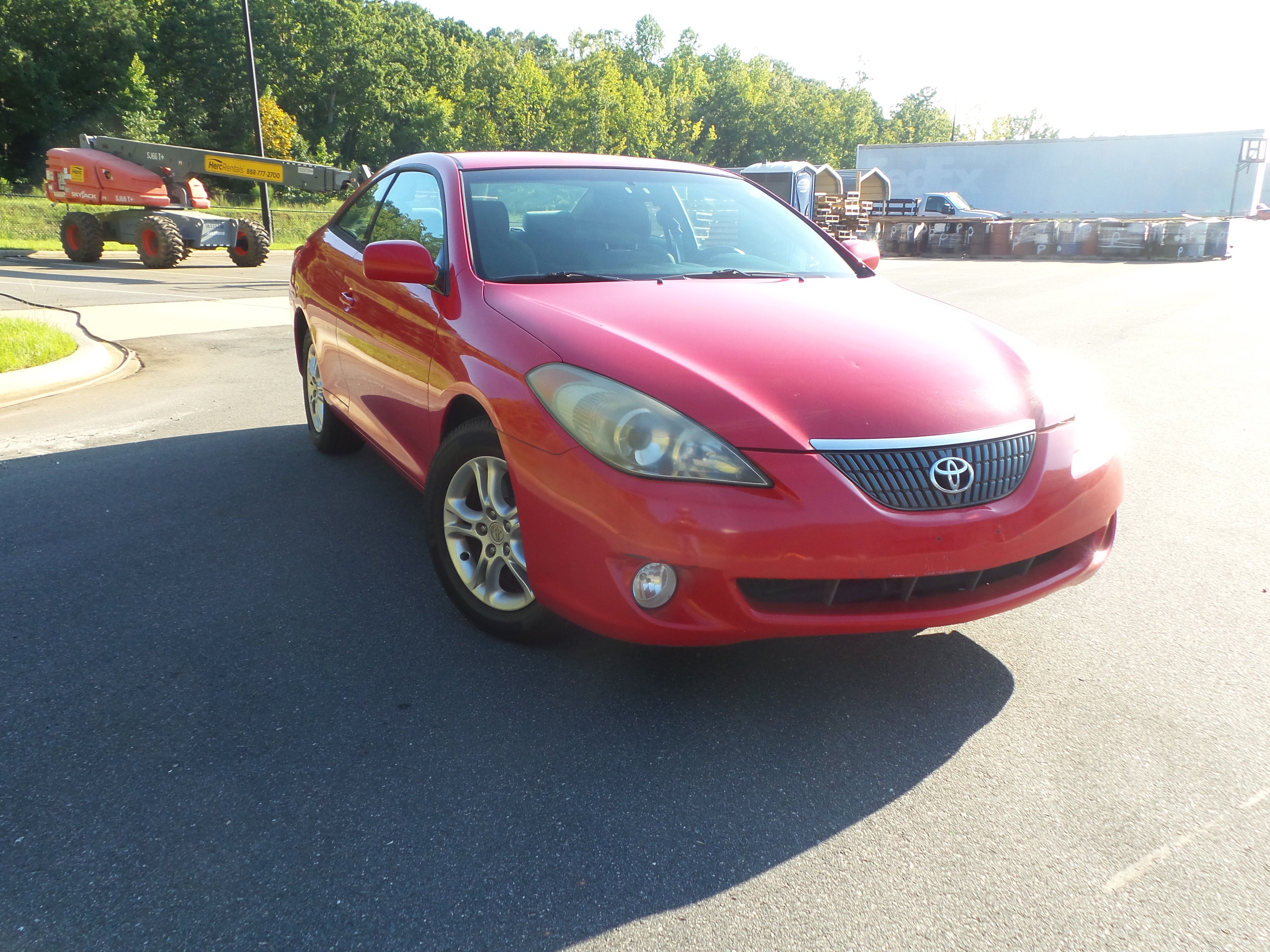 Used 2005 Toyota Solara SE FWD image 3