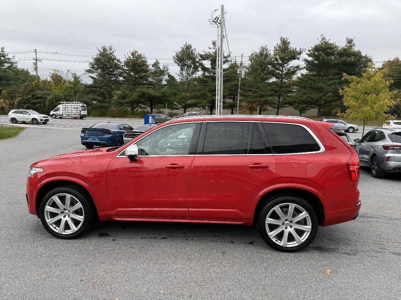 Used 2018 Volvo XC90 T6 R-Design w/ Convenience Package AWD/4WD image 8