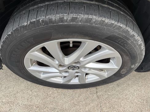 Used 2013 MAZDA MAZDA3 i Touring image 27