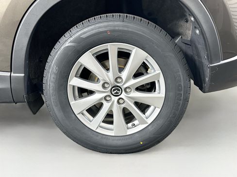 Used 2016 MAZDA CX-5 Touring FWD image 11